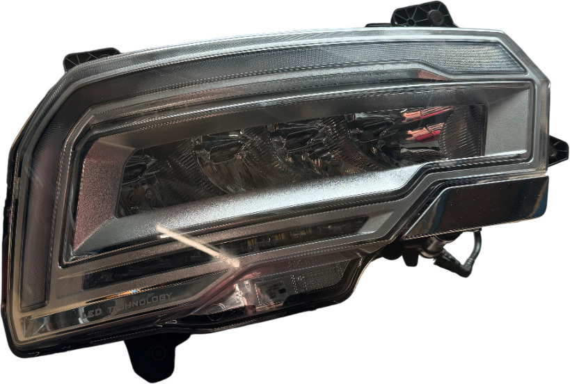 DAF XD XF XG LED KOPLAMP RRV RECHTS GEBRUIKT 2188971U - Feu avant pour Camion: photos 1 DAF XD XF XG LED KOPLAMP RRV RECHTS GEBRUIKT 2188971U - Feu avant pour Camion: photos 1