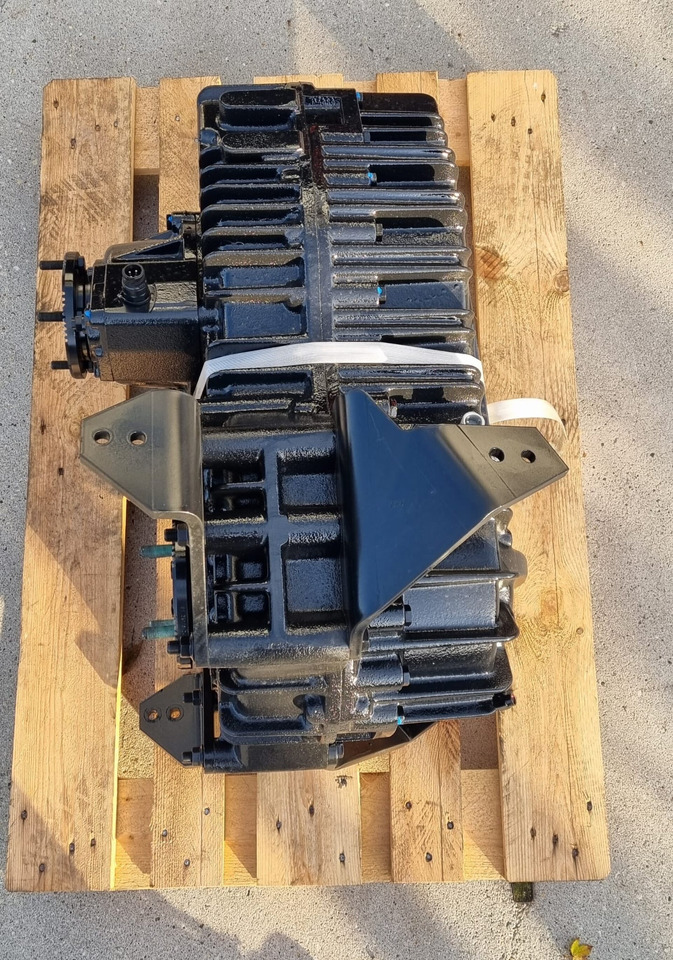 MAN 8x8 8x6 Tussenbak G173 Z-L Nieuw - Transmission pour Camion: photos 3 MAN 8x8 8x6 Tussenbak G173 Z-L Nieuw - Transmission pour Camion: photos 3
