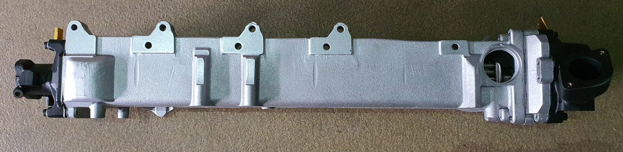 MAN RECIRKULATOR.REG.TGX-2 MET GEREVISEERDE KLEP 51081007192R + STATIE €450 - Refroidisseur EGR pour Camion: photos 4 MAN RECIRKULATOR.REG.TGX-2 MET GEREVISEERDE KLEP 51081007192R + STATIE €450 - Refroidisseur EGR pour Camion: photos 4