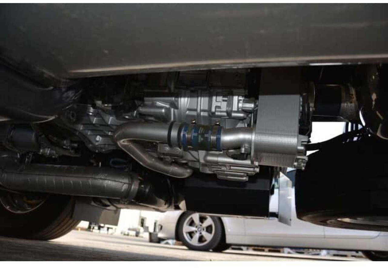 Nieuwe ZF12S2331TD DAF XF106 handbak - Boîte de vitesse pour Camion: photos 2 Nieuwe ZF12S2331TD DAF XF106 handbak - Boîte de vitesse pour Camion: photos 2