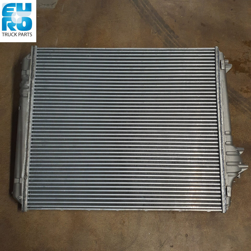 VOLVO FH4 INTERCOOLER 21208268R - Intercooler pour Camion: photos 2 VOLVO FH4 INTERCOOLER 21208268R - Intercooler pour Camion: photos 2