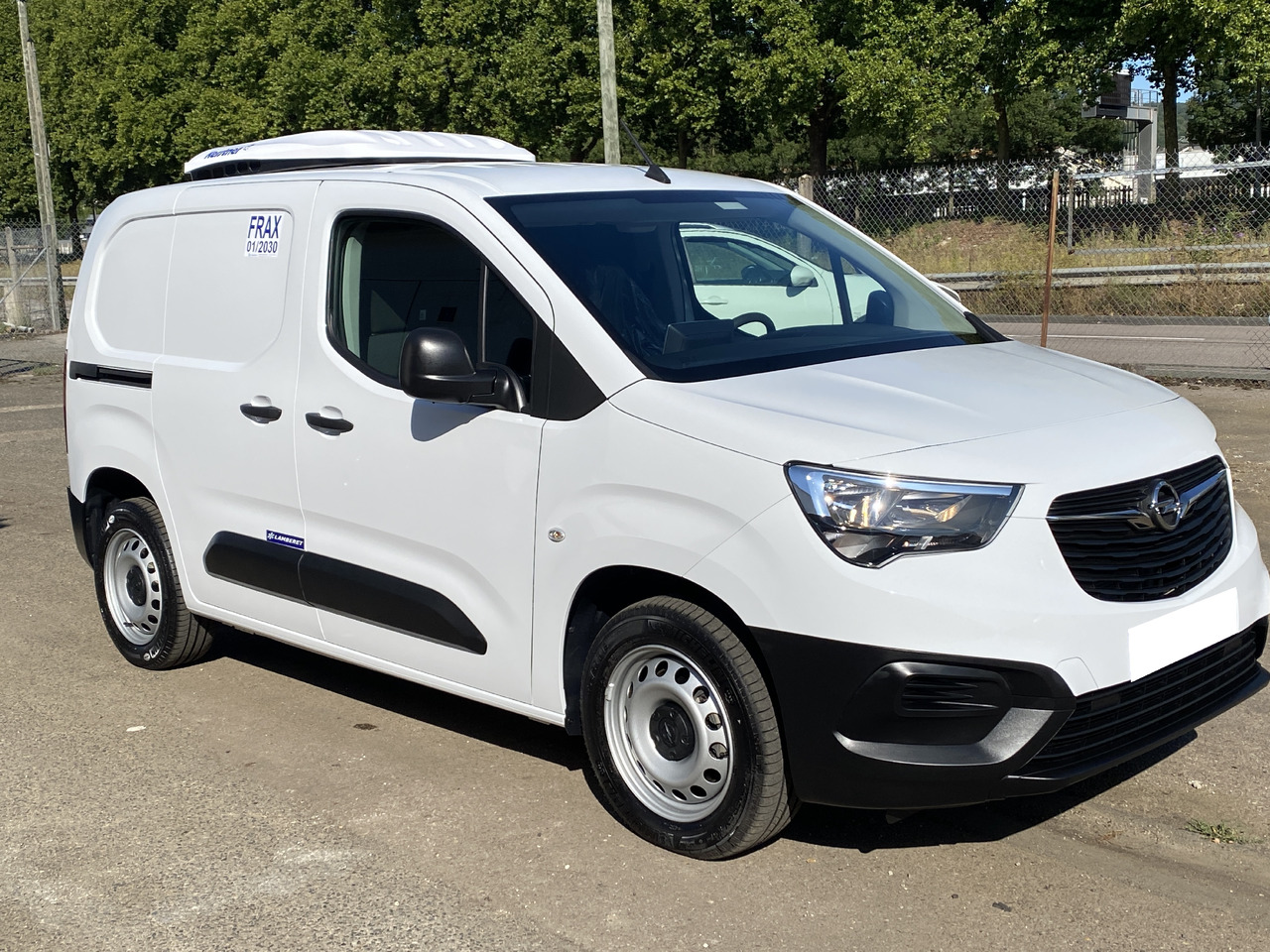 Opel Combo - Utilitaire frigorifique: photos 1 Opel Combo - Utilitaire frigorifique: photos 1