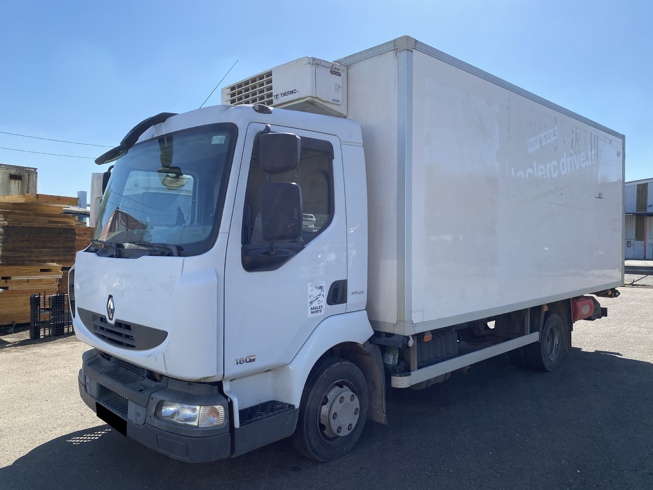 RENAULT midlum frigorifique - Camion frigorifique: photos 4 RENAULT midlum frigorifique - Camion frigorifique: photos 4