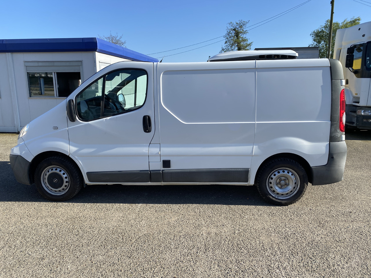 RENAULT trafic frigo - Utilitaire frigorifique: photos 4 RENAULT trafic frigo - Utilitaire frigorifique: photos 4