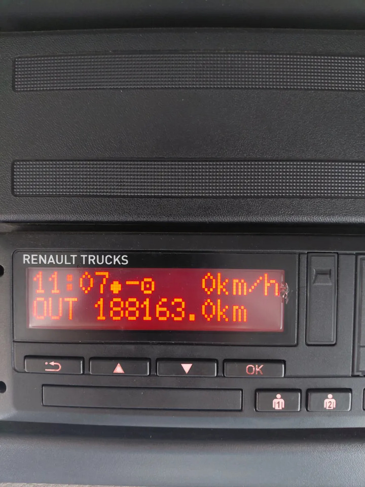 2020 Renault D18 Curtainsider - Camion à rideaux coulissants: photos 3 2020 Renault D18 Curtainsider - Camion à rideaux coulissants: photos 3