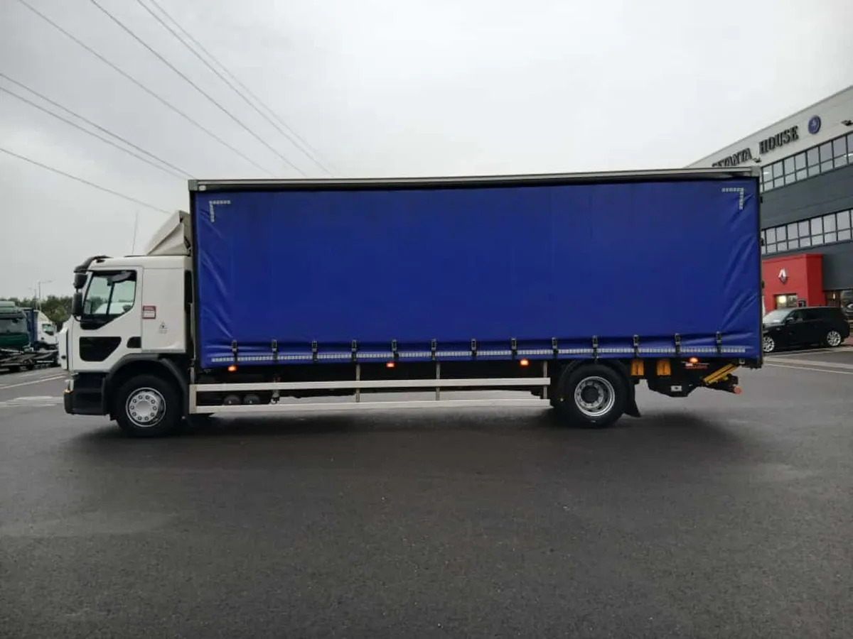 2020 Renault D18 Wide Curtainsider - Camion à rideaux coulissants: photos 4 2020 Renault D18 Wide Curtainsider - Camion à rideaux coulissants: photos 4