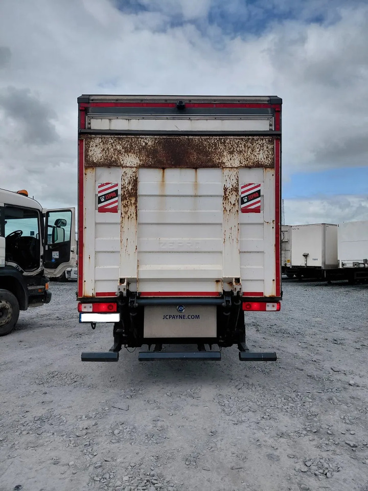 2020 Renault D18 Wide - Camion fourgon: photos 4 2020 Renault D18 Wide - Camion fourgon: photos 4