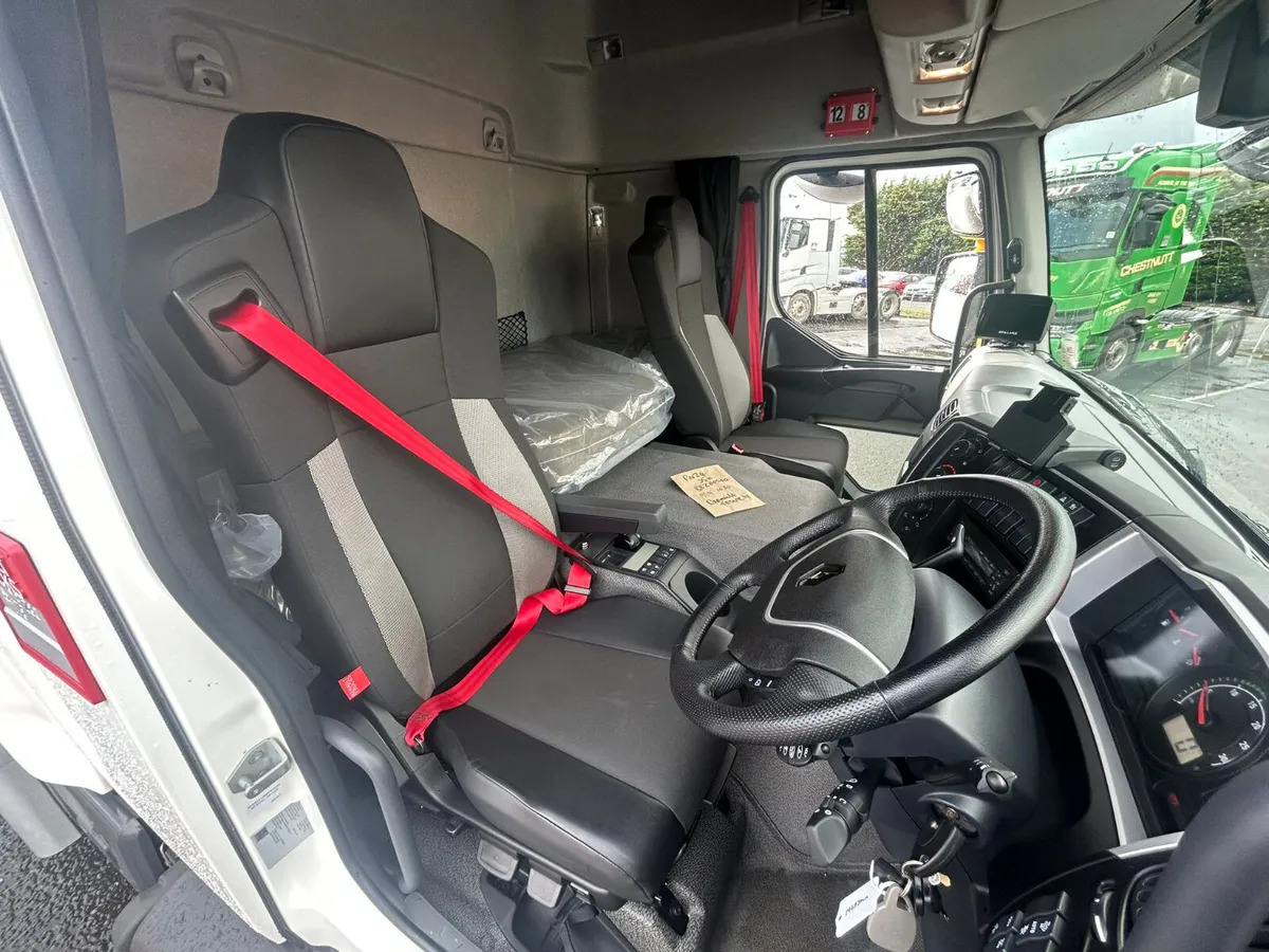 2024 Renault D18 Box en crédit-bail 2024 Renault D18 Box: photos 7