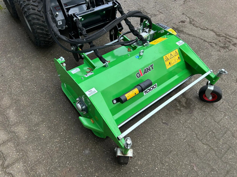 Giant SK252D + klepelmaaier - Valet de ferme: photos 5 Giant SK252D + klepelmaaier - Valet de ferme: photos 5