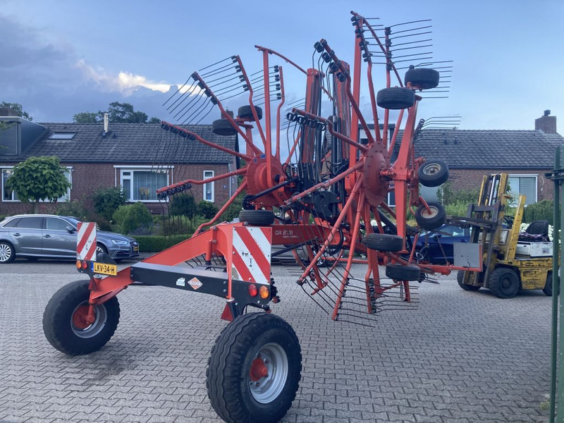 Kuhn GA8731 - Faneuse: photos 1 Kuhn GA8731 - Faneuse: photos 1