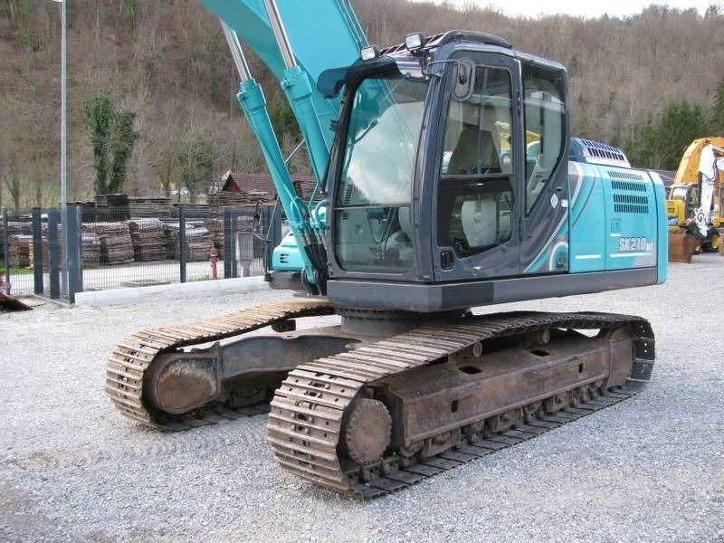 Kobelco SK210NLC-10 Vsa oprema TOP stanje - Pelle sur chenille: photos 2 Kobelco SK210NLC-10 Vsa oprema TOP stanje - Pelle sur chenille: photos 2