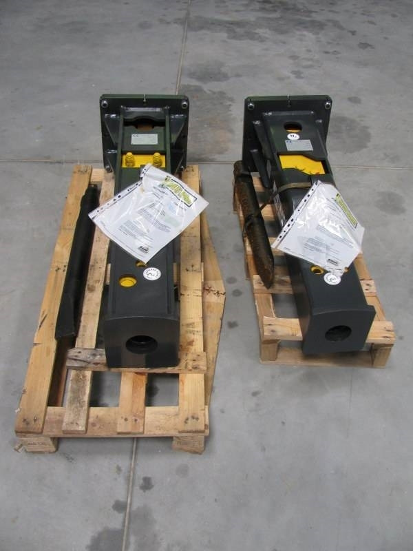 Marteau hydraulique pour Engins de chantier neuf Mustang HM250 teža 255kg in 266kg NOVO: photos 6