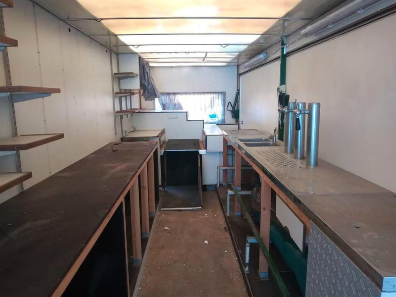Semi-remorque fourgon Buffet semi-trailer: photos 8 Semi-remorque fourgon Buffet semi-trailer: photos 8