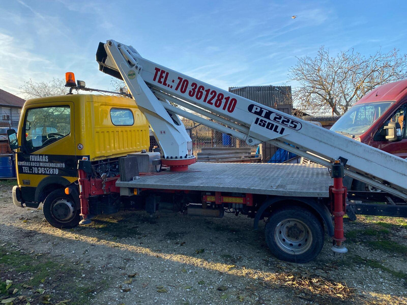 Nissan Cabstar 35.12 - ISOLI PT 225 aerial working platform 22,5m - 3,5 - Camion, Camion grue: photos 4 Nissan Cabstar 35.12 - ISOLI PT 225 aerial working platform 22,5m - 3,5 - Camion, Camion grue: photos 4