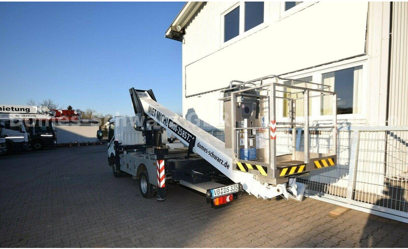 Nissan NT 400 Cabstar - Lifting basket truck - Camion, Camion grue: photos 4 Nissan NT 400 Cabstar - Lifting basket truck - Camion, Camion grue: photos 4