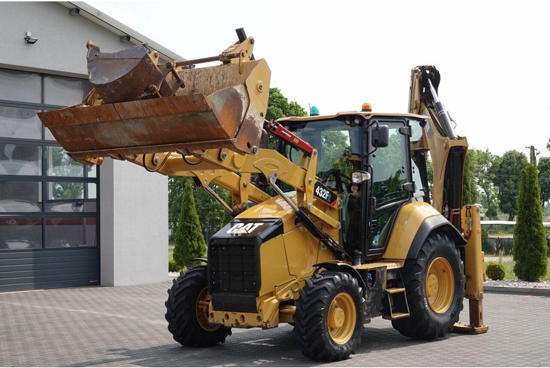 Caterpillar 432 F2 / KOPARKO-ŁADOWARKA / 2019 ROK / KOMPLET ŁYŻEK - Tractopelle: photos 3 Caterpillar 432 F2 / KOPARKO-ŁADOWARKA / 2019 ROK / KOMPLET ŁYŻEK - Tractopelle: photos 3