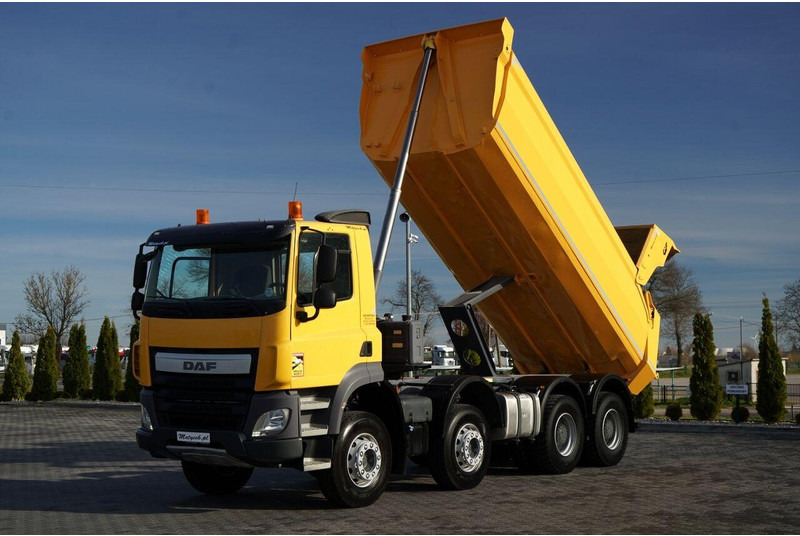 DAF CF 85.410 / 8x4 / WYWROTKA TYLNOZSYPOWA / HYDROKLAPA / OPONY 1 - Camion benne: photos 3 DAF CF 85.410 / 8x4 / WYWROTKA TYLNOZSYPOWA / HYDROKLAPA / OPONY 1 - Camion benne: photos 3