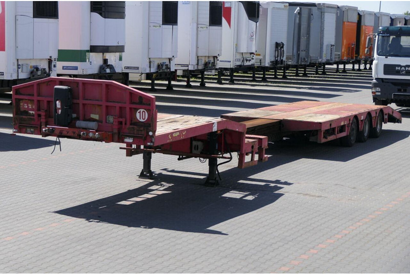 Faymonville NISKOPODWOZIE / ROZCIĄGANA / LAWETA / osie skrętne / wciągarka - Semi-remorque surbaissé: photos 3 Faymonville NISKOPODWOZIE / ROZCIĄGANA / LAWETA / osie skrętne / wciągarka - Semi-remorque surbaissé: photos 3