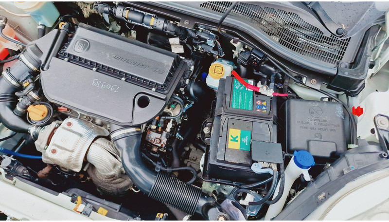 Fiat Doblò en crédit-bail Fiat Doblò: photos 15 Fiat Doblò en crédit-bail Fiat Doblò: photos 15