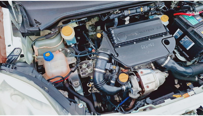 Fiat Doblò en crédit-bail Fiat Doblò: photos 14 Fiat Doblò en crédit-bail Fiat Doblò: photos 14