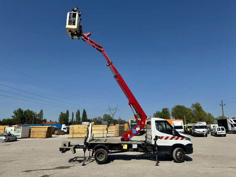 Iveco 35-140 S Ruthmann 145 TJ - Lifting Basket - Camion avec nacelle: photos 3 Iveco 35-140 S Ruthmann 145 TJ - Lifting Basket - Camion avec nacelle: photos 3