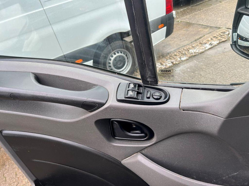 Iveco 70C17 3 way tipper en crédit-bail Iveco 70C17 3 way tipper: photos 14 Iveco 70C17 3 way tipper en crédit-bail Iveco 70C17 3 way tipper: photos 14