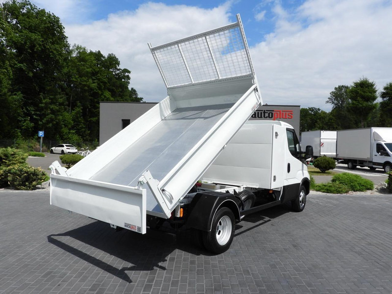 Iveco DAILY 35C16 WYWROTKA TEMPOMAT BLIŹNIACZE KOŁA KLIMATYZACJA 160K - Utilitaire benne: photos 3 Iveco DAILY 35C16 WYWROTKA TEMPOMAT BLIŹNIACZE KOŁA KLIMATYZACJA 160K - Utilitaire benne: photos 3