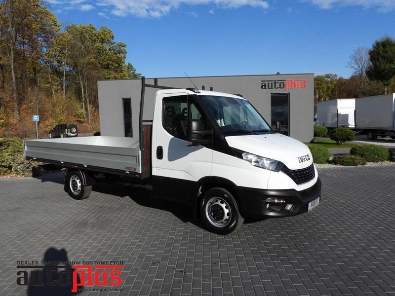 Iveco DAILY 35S14 - Utilitaire plateau: photos 1 Iveco DAILY 35S14 - Utilitaire plateau: photos 1