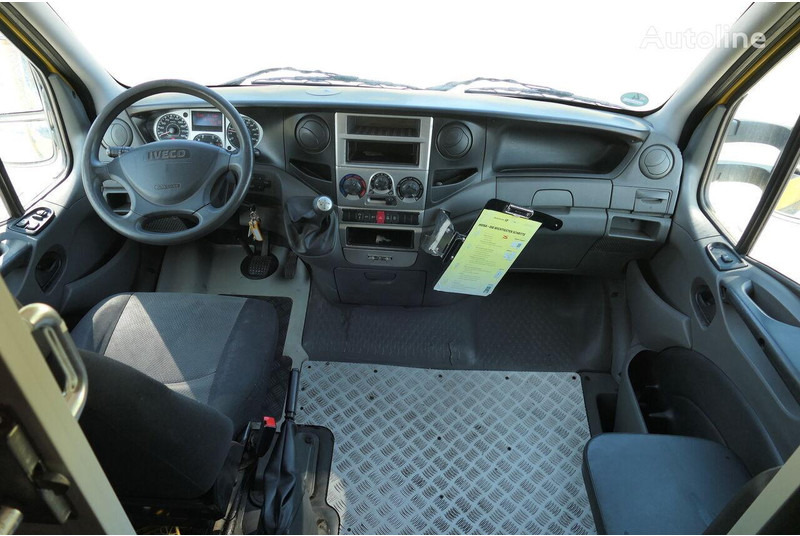 Iveco Daily 35 S11 koffer - Fourgon grand volume: photos 5 Iveco Daily 35 S11 koffer - Fourgon grand volume: photos 5