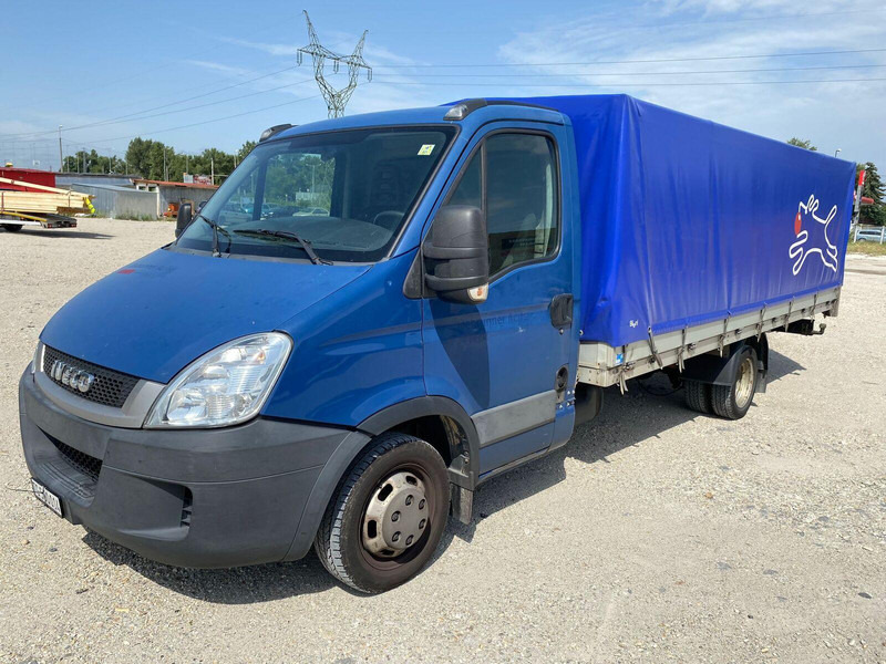 Iveco Daily 35C15 Pritsche + Plane -3,5t - Utilitaire rideaux coulissants (PLSC): photos 2 Iveco Daily 35C15 Pritsche + Plane -3,5t - Utilitaire rideaux coulissants (PLSC): photos 2