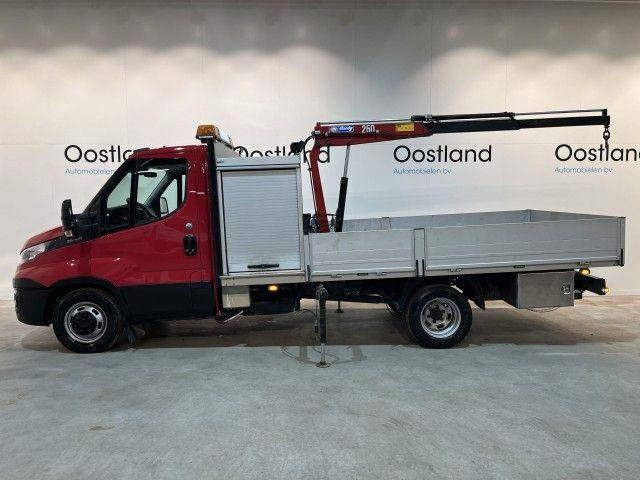 Iveco Daily 35C16 Flatbed + Crane HMF 252 T2 - Utilitaire plateau: photos 2 Iveco Daily 35C16 Flatbed + Crane HMF 252 T2 - Utilitaire plateau: photos 2