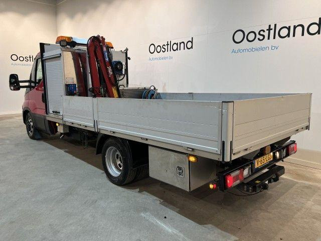 Iveco Daily 35C16 Flatbed + Crane HMF 252 T2 - Utilitaire plateau: photos 5 Iveco Daily 35C16 Flatbed + Crane HMF 252 T2 - Utilitaire plateau: photos 5