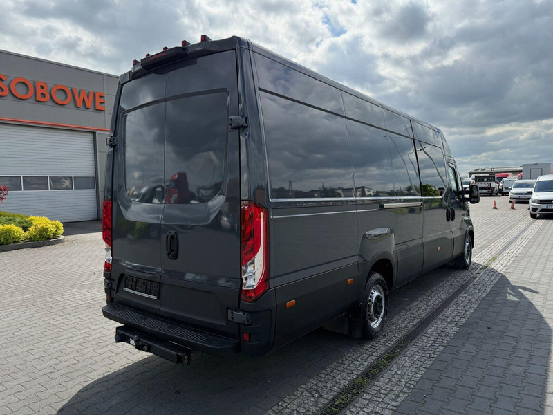Iveco Daily 35S18 Hi-Matic L4H2 Maxi Furgon Doka Brygadówka 6-miejsc S - Fourgon grand volume: photos 4 Iveco Daily 35S18 Hi-Matic L4H2 Maxi Furgon Doka Brygadówka 6-miejsc S - Fourgon grand volume: photos 4
