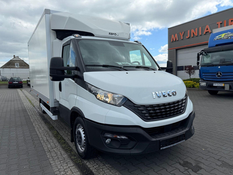 Iveco Daily 35S18 Kontener 4,5m Drzwi Tył Lift - Utilitaire frigorifique: photos 5 Iveco Daily 35S18 Kontener 4,5m Drzwi Tył Lift - Utilitaire frigorifique: photos 5