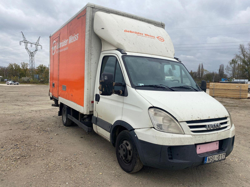 Iveco Daily 40 C 15 - Koffer + DHollandia LBW - Fourgon grand volume: photos 1 Iveco Daily 40 C 15 - Koffer + DHollandia LBW - Fourgon grand volume: photos 1