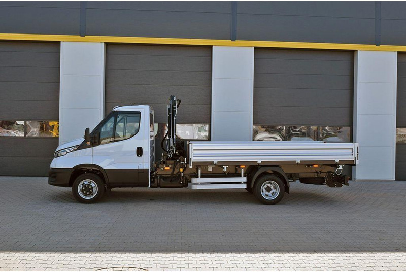 Iveco Daily 50C21H 3 way tipper + crane Hiab T-CLX 029 - Camion benne, Camion grue: photos 1 Iveco Daily 50C21H 3 way tipper + crane Hiab T-CLX 029 - Camion benne, Camion grue: photos 1