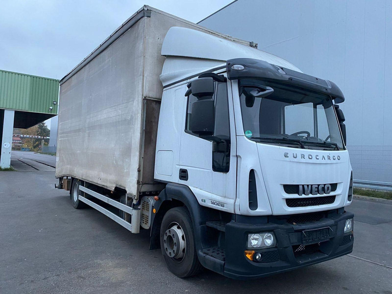 Iveco EuroCargo 140E18 + Tail lift - Remorqueuse: photos 3 Iveco EuroCargo 140E18 + Tail lift - Remorqueuse: photos 3