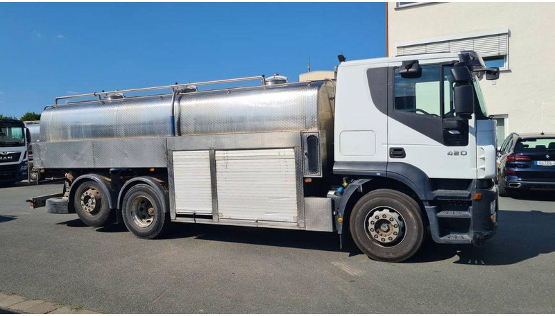 Iveco Stralis 420 6x2 16000 Liter - ohne Saug- und Mes - Camion citerne: photos 2 Iveco Stralis 420 6x2 16000 Liter - ohne Saug- und Mes - Camion citerne: photos 2