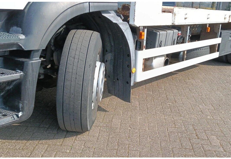 Camion porte-voitures Iveco TGA 33.480 - Machine transporter: photos 10