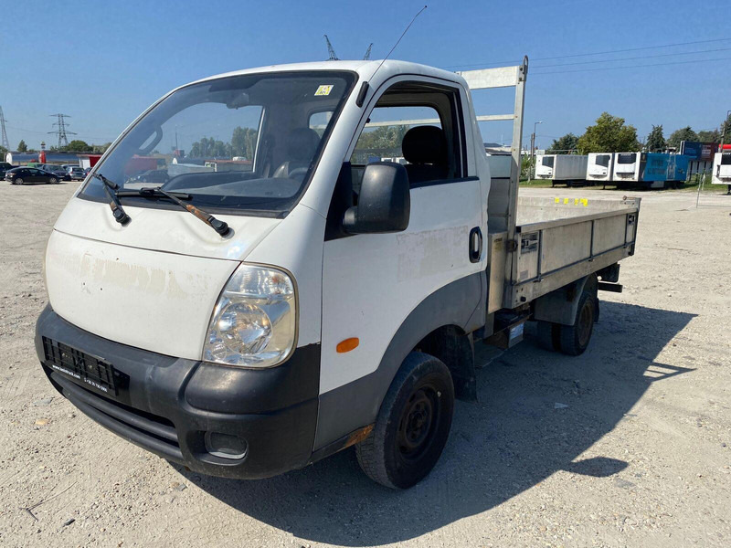 Kia K2500 - 3 sided Tipper - Utilitaire benne: photos 5 Kia K2500 - 3 sided Tipper - Utilitaire benne: photos 5