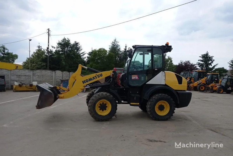 Komatsu WA 90-6 wheel loader en crédit-bail Komatsu WA 90-6 wheel loader: photos 8 Komatsu WA 90-6 wheel loader en crédit-bail Komatsu WA 90-6 wheel loader: photos 8
