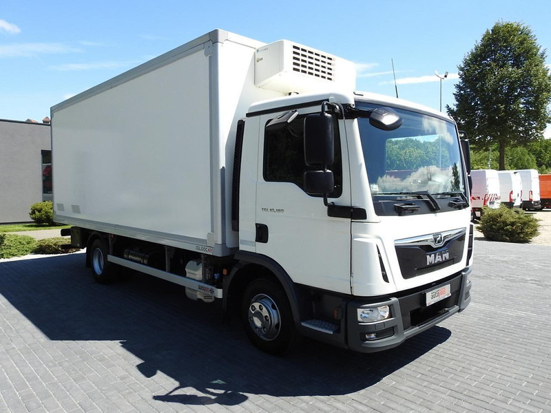 MAN TGL 10.180 KONTENER CHŁODNIA -20*C 11 PALET ZASILANIE 230V KLIMA - Camion frigorifique: photos 4 MAN TGL 10.180 KONTENER CHŁODNIA -20*C 11 PALET ZASILANIE 230V KLIMA - Camion frigorifique: photos 4