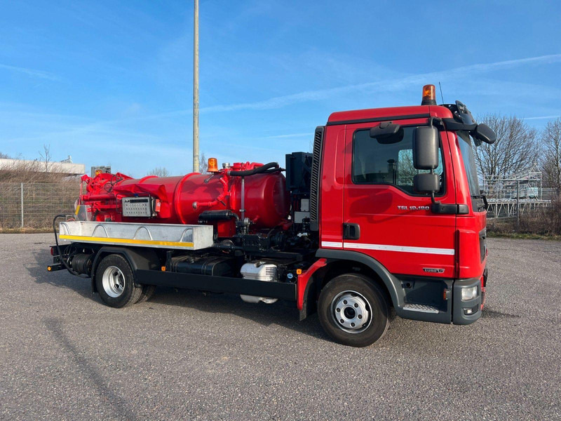 MAN TGL 10.180 Suction & pressure & rinsing truck - Camion hydrocureur: photos 3 MAN TGL 10.180 Suction & pressure & rinsing truck - Camion hydrocureur: photos 3