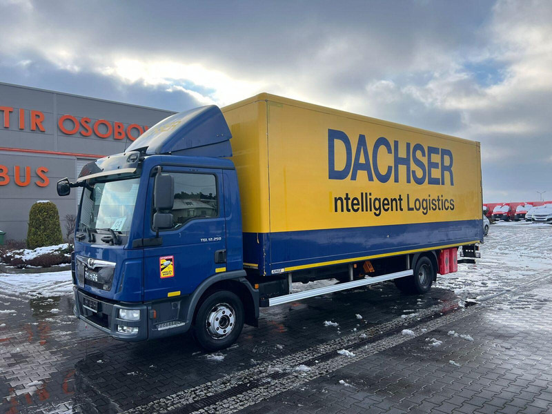 MAN TGL 12.250 BOX+LIFT 1.HAND - Camion fourgon: photos 1 MAN TGL 12.250 BOX+LIFT 1.HAND - Camion fourgon: photos 1