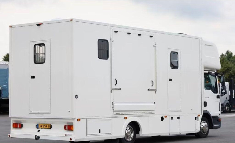 MAN TGL 8.190 - Camion chevaux: photos 3 MAN TGL 8.190 - Camion chevaux: photos 3