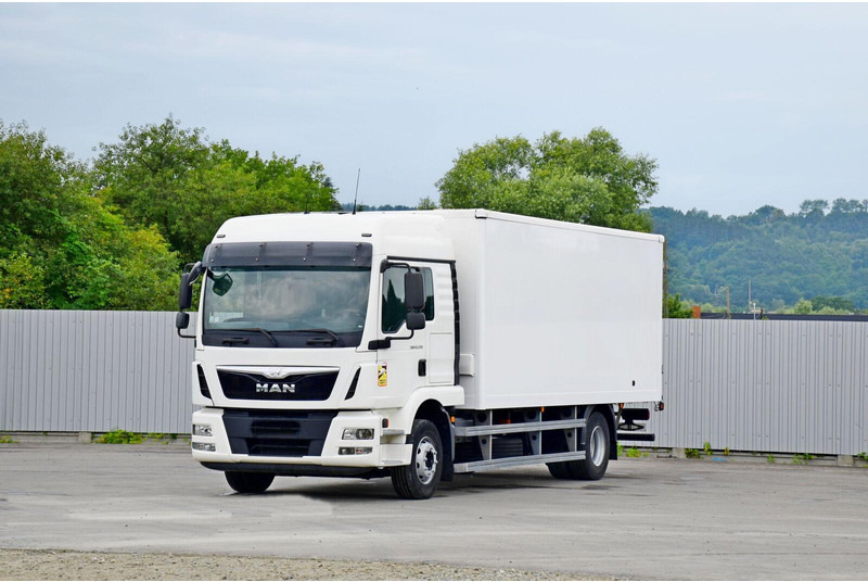 MAN TGM 12.290 - Camion fourgon: photos 2 MAN TGM 12.290 - Camion fourgon: photos 2