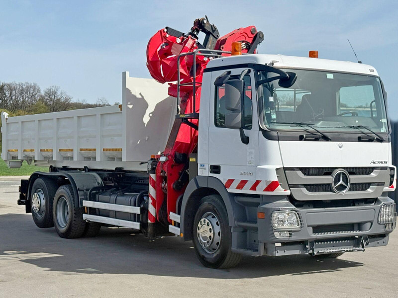 Mercedes-Benz ACTROS 2536 - Camion ampliroll, Camion grue: photos 5 Mercedes-Benz ACTROS 2536 - Camion ampliroll, Camion grue: photos 5