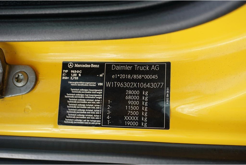 Camion frigorifique Mercedes-Benz ACTROS / 2853 / ACC / E 6 / MP 5 / CHŁODNIA + WINDA / 18 PALET /: photos 11