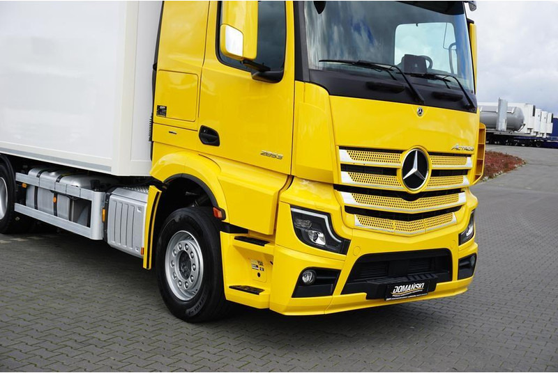 Camion frigorifique Mercedes-Benz ACTROS / 2853 / ACC / E 6 / MP 5 / CHŁODNIA + WINDA / 18 PALET /: photos 20