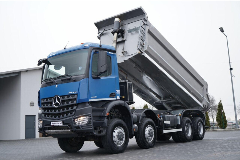 Mercedes-Benz ACTROS 4145 / 8X8 / WYWROTKA TYLNOZSYPOWA / KH-KIPPER 6 M / AUTO - Camion benne: photos 1 Mercedes-Benz ACTROS 4145 / 8X8 / WYWROTKA TYLNOZSYPOWA / KH-KIPPER 6 M / AUTO - Camion benne: photos 1